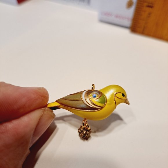 2023 HALLMARK Keepsake LADY WESTERN TANAGER Miniature Ornament BRAND NEW - Picture 8 of 8